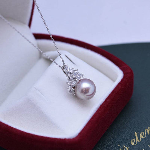 10-11mm Freshwater Purple Pearl & Queen Pendant Necklace - House Of Pearls